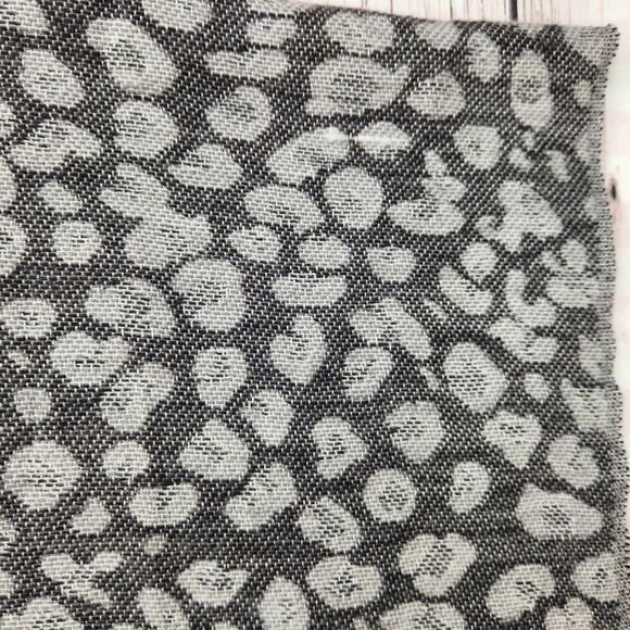 Collectioneighteen Gray Leopard Print Scarf Fall Winter OS - Picture 8 of 9